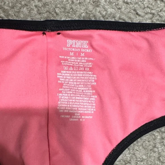VS Pink bikini bottoms - Picture 2 of 5